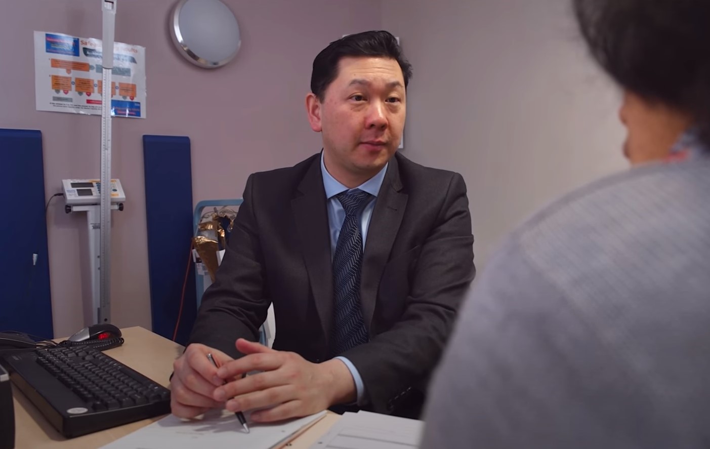 Mr Robert Lee is a recommended Orthopaedic & Spinal Surgeon 